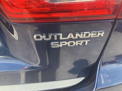 2011 Mitsubishi Outlander Sport SE