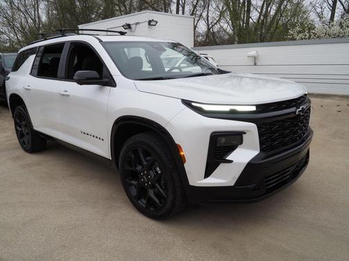2025 Chevrolet Traverse RS