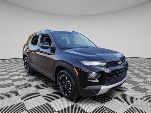 Mosaic Black Metallic 2023 Chevrolet Trailblazer LT