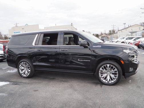 2021 Chevrolet Suburban High Country