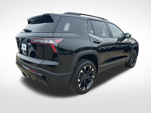 Mosaic Black Metallic 2026 Chevrolet Equinox RS