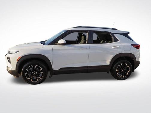 Summit White 2023 Chevrolet Trailblazer LT