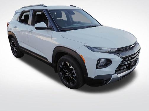Summit White 2023 Chevrolet Trailblazer LT