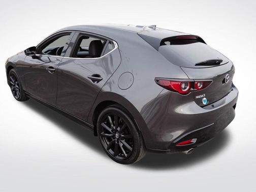2022 Mazda Mazda3 FWD w/Premium Package