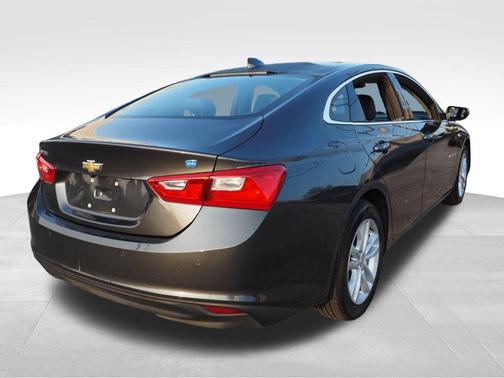 2017 Chevrolet Malibu Hybrid