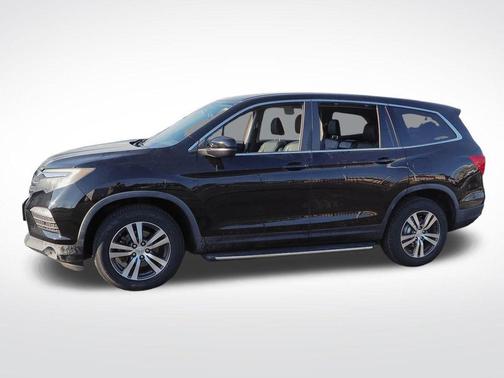 Crystal Black Pearl 2017 Honda Pilot EX-L