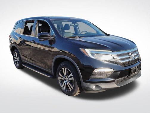 Crystal Black Pearl 2017 Honda Pilot EX-L