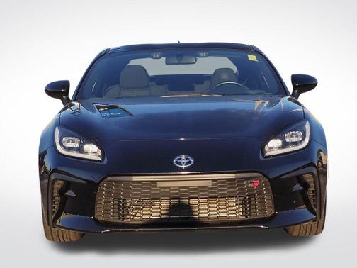 Raven Black 2024 Toyota GR86 Base