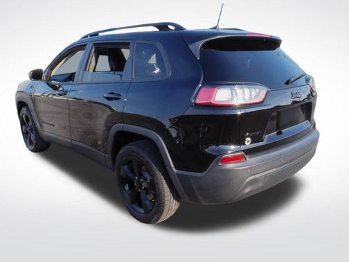 Diamond Black 2019 Jeep Cherokee Latitude Plus