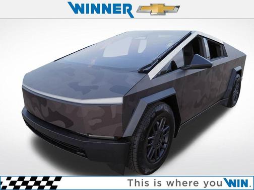 Camouflage 2024 Tesla Cybertruck Cyberbeast