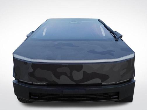 Camouflage 2024 Tesla Cybertruck Cyberbeast