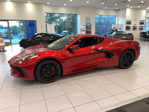2025 Chevrolet Corvette Stingray w/1LT