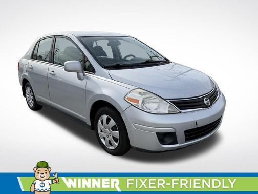 2011 Nissan Versa 1.8 S