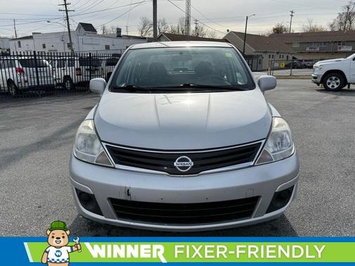 2011 Nissan Versa 1.8 S
