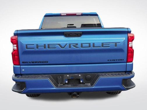 Glacier Blue Metallic 2022 Chevrolet Silverado 1500 Custom