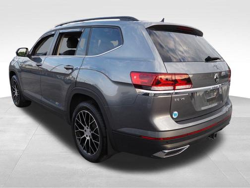 2023 Volkswagen Atlas 3.6L SE w/Technology