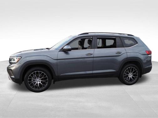 2023 Volkswagen Atlas 3.6L SE w/Technology