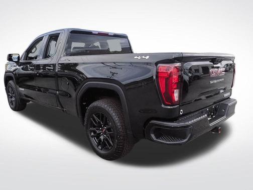 Onyx Black 2023 GMC Sierra 1500 Elevation