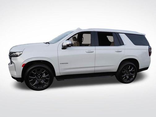 Iridescent Pearl Tricoat 2024 Chevrolet Tahoe Premier