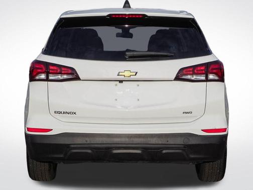 Summit White 2024 Chevrolet Equinox LS