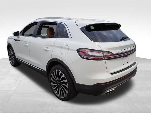 2023 Lincoln Nautilus Black Label