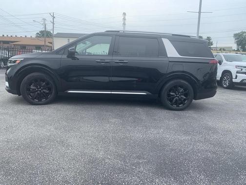 2023 Kia Carnival SX Prestige