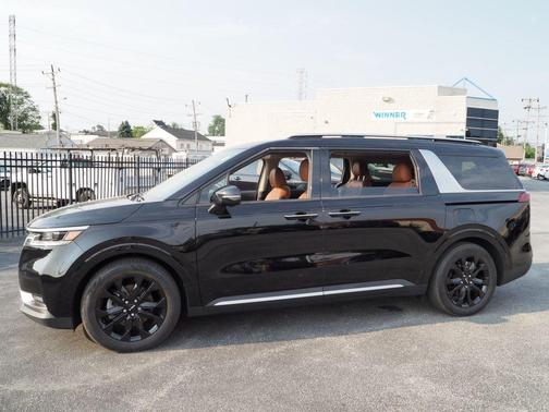 2023 Kia Carnival SX Prestige