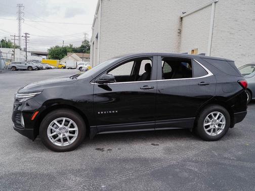 Mosaic Black Metallic 2023 Chevrolet Equinox 1LT