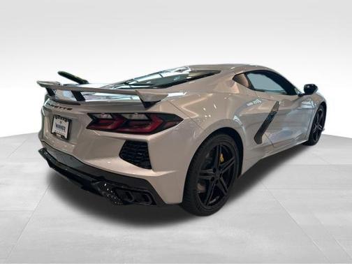 2026 Chevrolet Corvette Stingray w/2LT