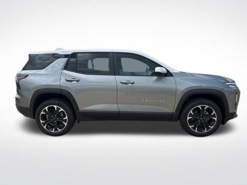Sterling Gray Metallic 2026 Chevrolet Equinox LT