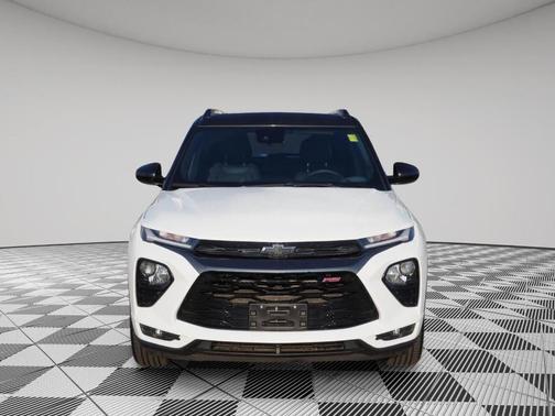 Summit White 2023 Chevrolet Trailblazer RS