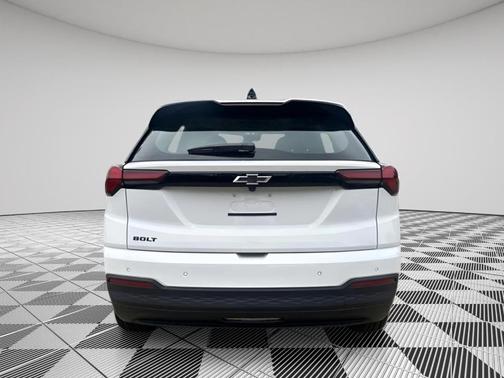 Summit White 2027 Chevrolet Bolt LT
