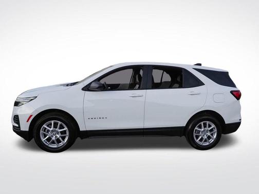 Summit White 2022 Chevrolet Equinox LS