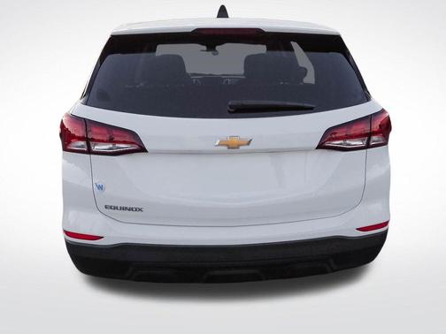 Summit White 2022 Chevrolet Equinox LS