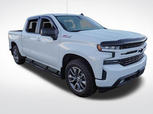 Summit White 2021 Chevrolet Silverado 1500 RST