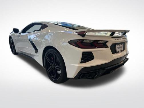 Arctic White 2026 Chevrolet Corvette Stingray