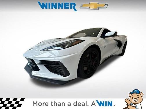 Arctic White 2026 Chevrolet Corvette Stingray