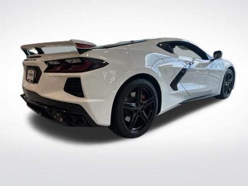 Arctic White 2026 Chevrolet Corvette Stingray