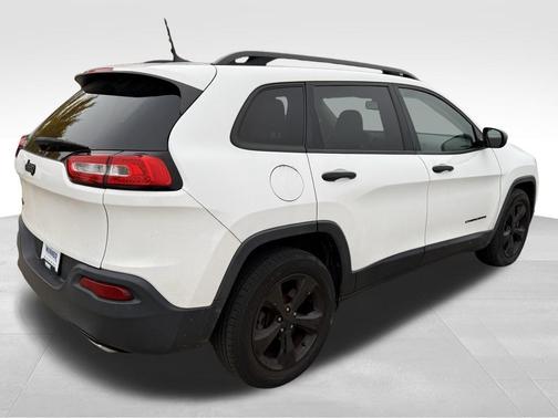 2017 Jeep Cherokee Altitude
