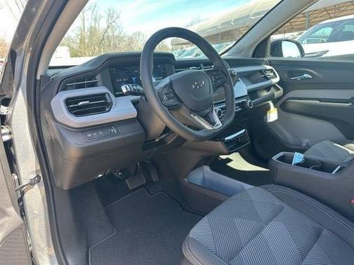 Sterling Gray Metallic 2027 Chevrolet Bolt LT