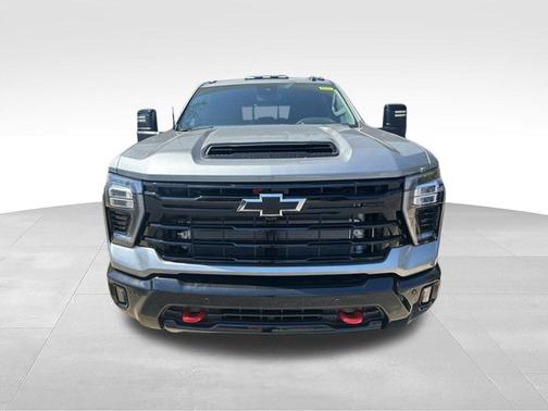 Sterling Gray Metallic 2026 Chevrolet Silverado 2500 LT