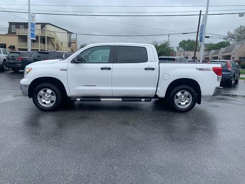 2010 Toyota Tundra Grade