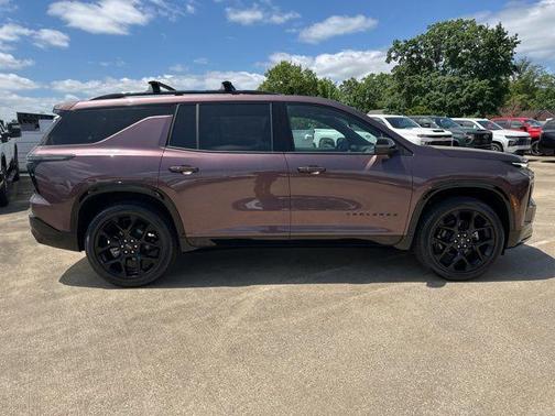 2025 Chevrolet Traverse RS