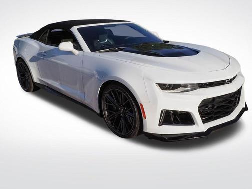 Summit White 2021 Chevrolet Camaro ZL1