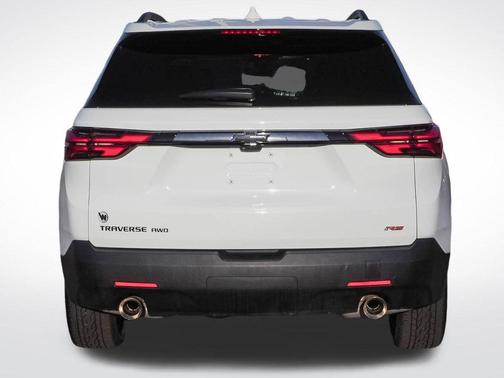 Summit White 2023 Chevrolet Traverse RS