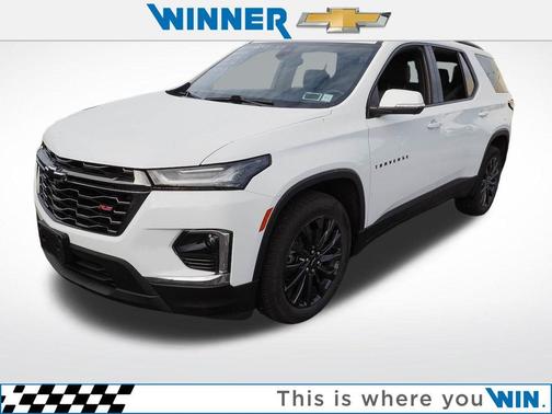 Summit White 2023 Chevrolet Traverse RS
