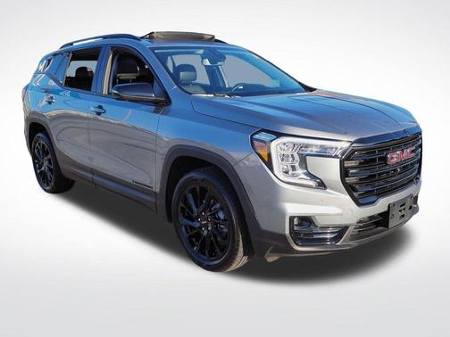 Sterling 2023 GMC Terrain SLT