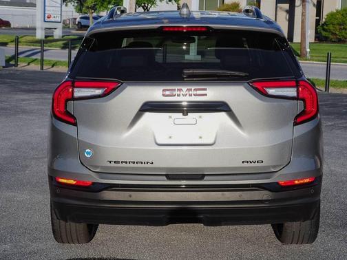 Sterling 2023 GMC Terrain SLT