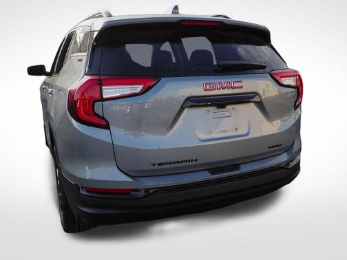 Sterling 2023 GMC Terrain SLT