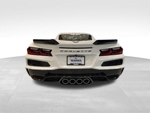Arctic White 2026 Chevrolet Corvette Z06